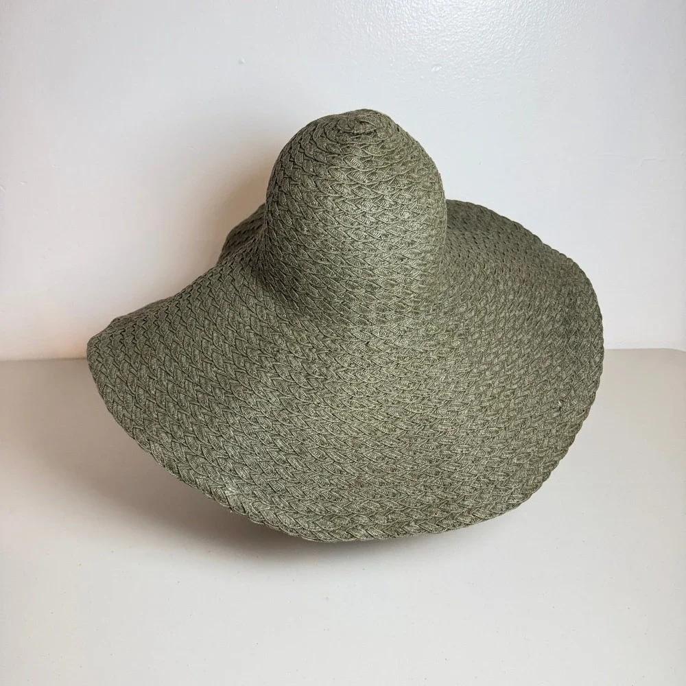 NWOT Kokin New York Green Woven Wide Brim Wired Floppy Sun Hat Beach Summer